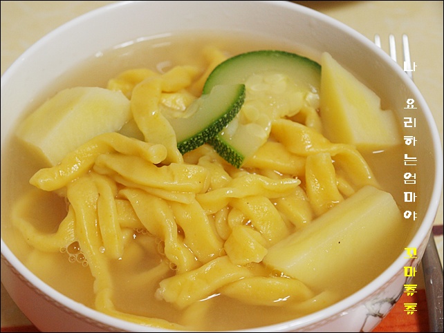면발칼국수 이미지