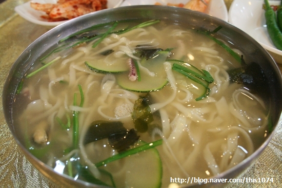 일품해물칼국수 이미지