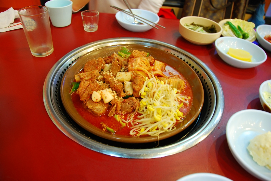 묵은지 삼겹살&매운갈비찜 이미지