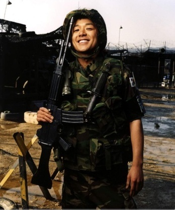 군인 이미지