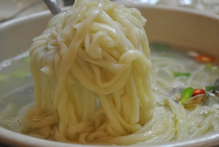 섬마을바지락칼국수 이미지