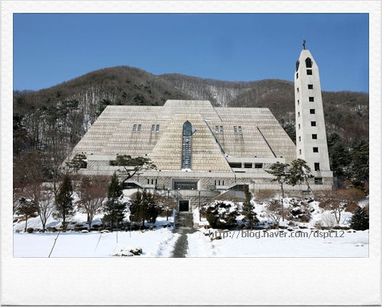 103순례자의 집 이미지