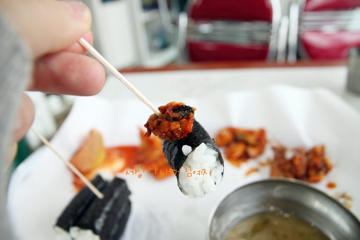 엄마손충무김밥 이미지
