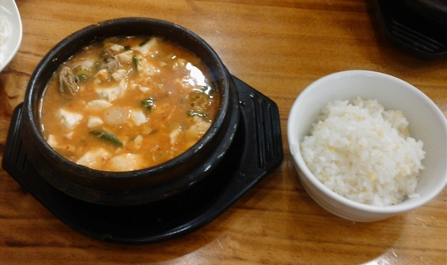 육:굴 이미지