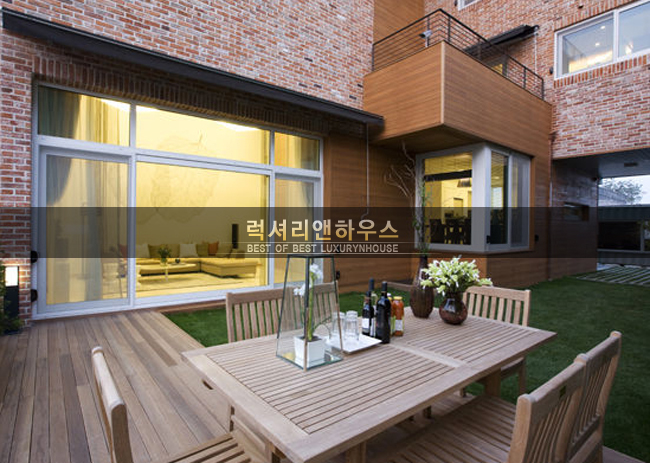 (주)인앤인 이미지