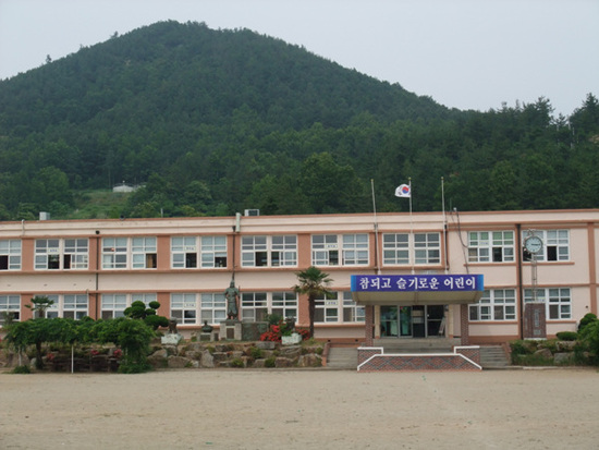 칠량초등학교 이미지