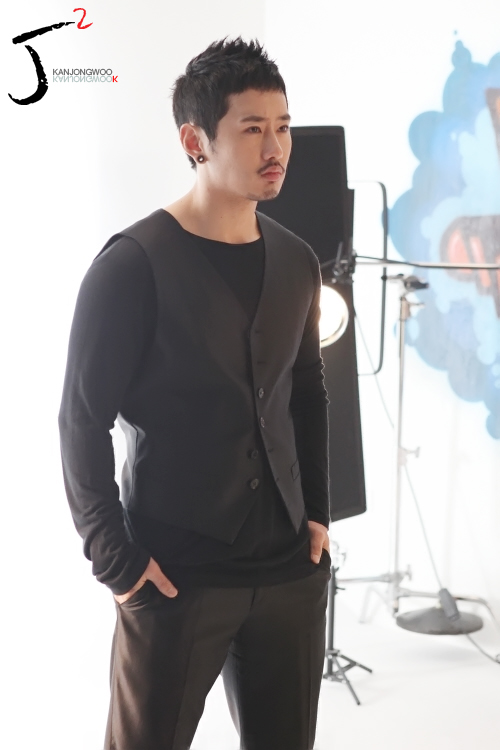 제이투(J2) 이미지