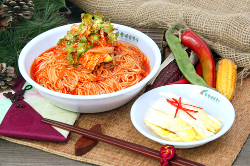 망향비빔국수 이미지