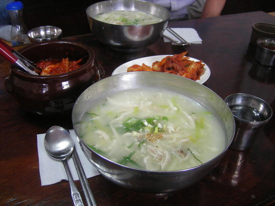 이모네칼국수 이미지