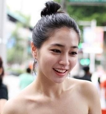 똥머리 이미지