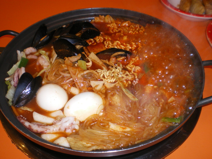 얌얌떡볶이 이미지