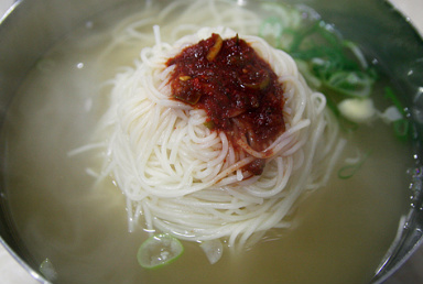 성원멸치국수 이미지