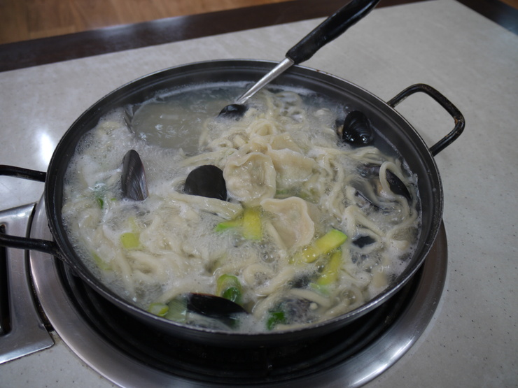 황고집칼국수 이미지