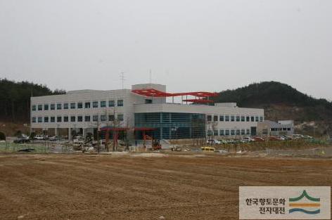 (주)퀸비 이미지