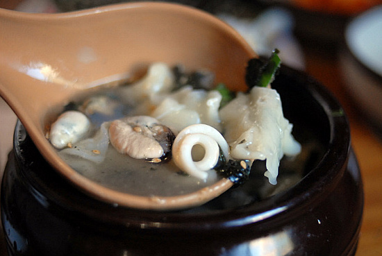 항아리수제비칼국수 이미지