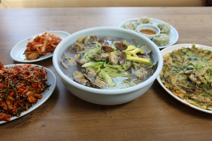 섬나루바지락칼국수 이미지