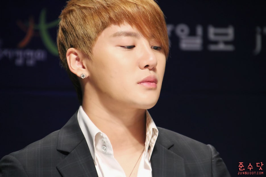 더뮤어 이미지