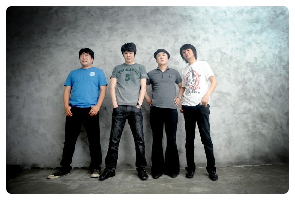 니어블루(Near Blue) 이미지