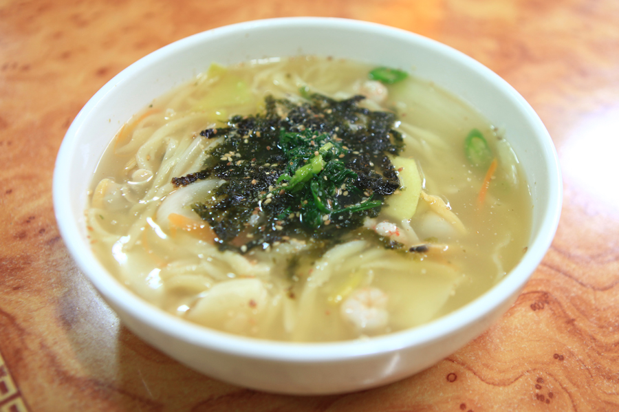 청송손칼국수 이미지