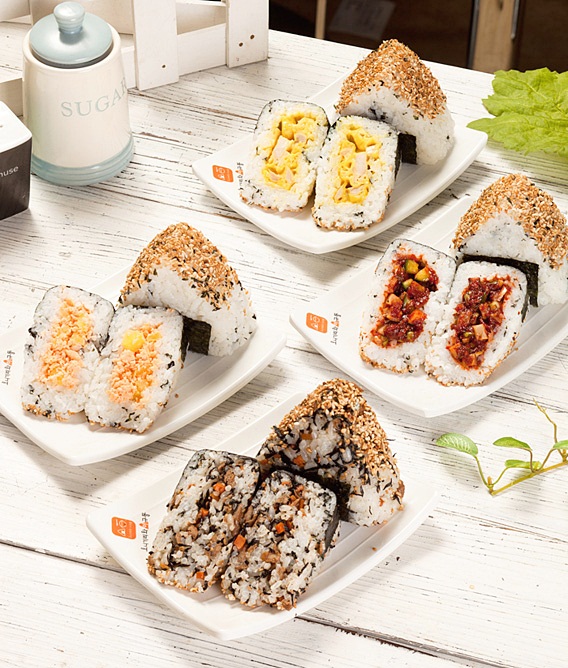 오니기리와이규동 이미지