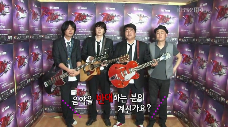 니어블루(Near Blue) 이미지