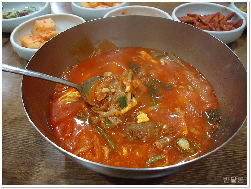 동경 전통 육개장 이미지