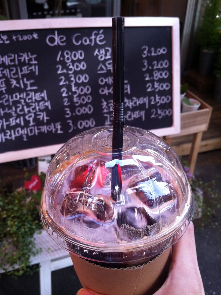 시장속의작은카페 이미지