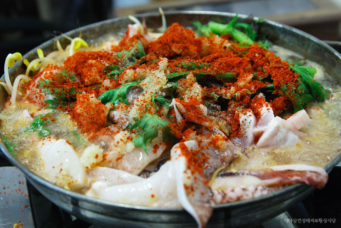 황성얼큰오징어찌개 이미지