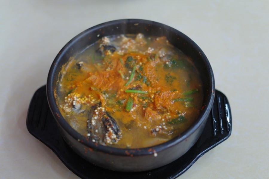 동해곰치 이미지