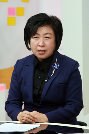 윤순영 이미지