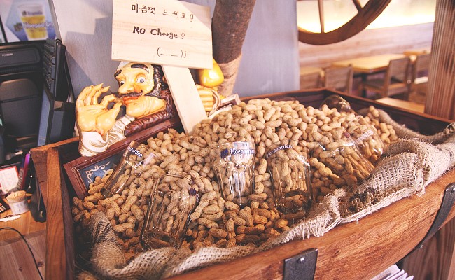 명동치킨 이미지