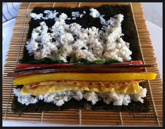 둘둘말은김밥 이미지