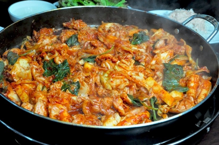 닭이봉춘천닭갈비 이미지