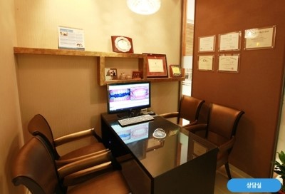 임플라인치과의원 이미지