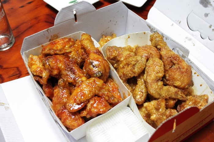 호식이두마리치킨 이미지