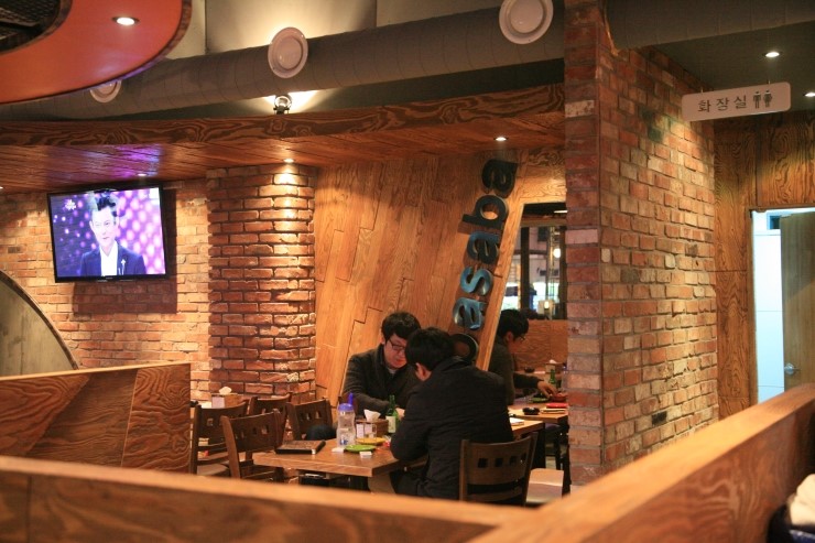 사바사바치킨 이미지