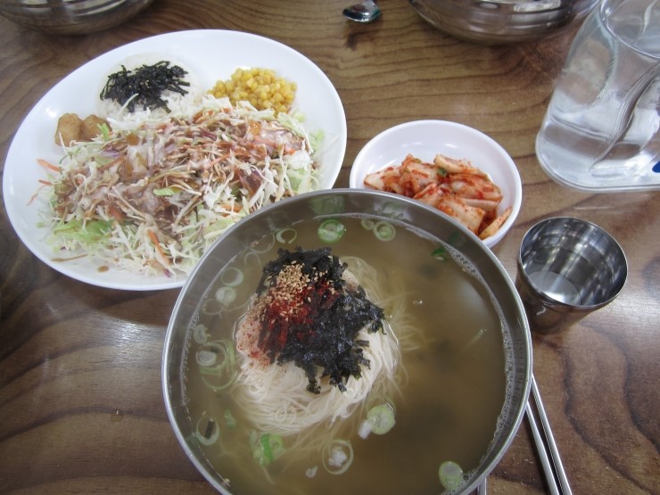 장터멸치국수 이미지