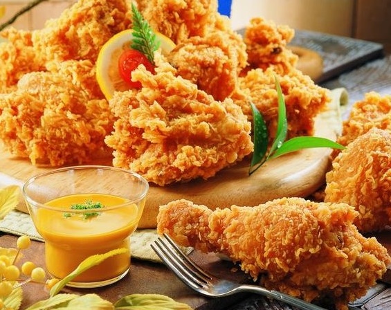 비비큐치킨 이미지