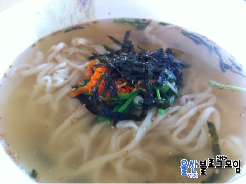 손칼국수 이미지