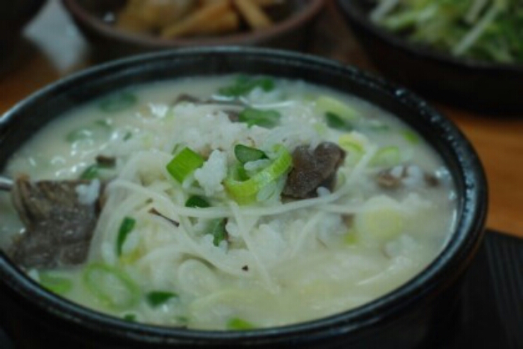 옛날소고기국밥 이미지