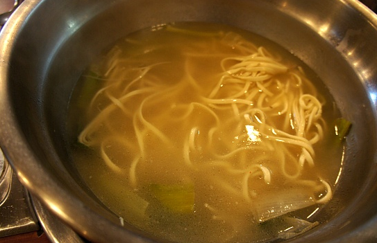 원조닭칼국수 이미지