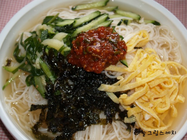 국수잔치 이미지