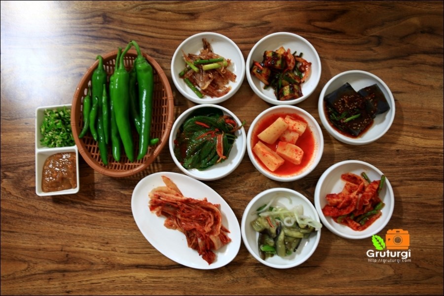 역전뚝배기식당 이미지