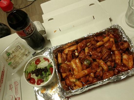 뚝딱숯불바베큐치킨 이미지