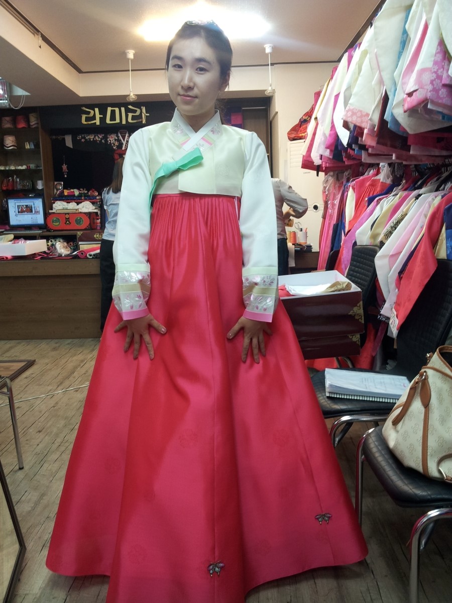 라미라우리옷 이미지