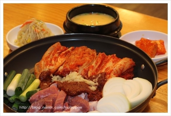 한돈통돼지두루치기 이미지