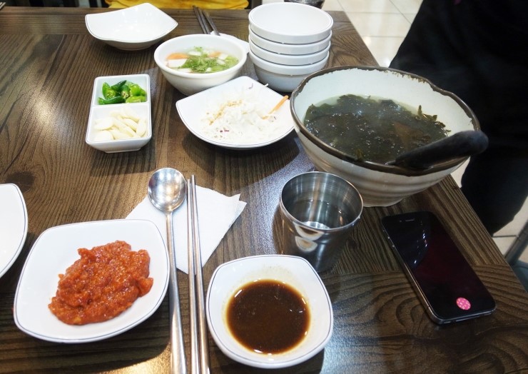 용산서남왕족발 이미지