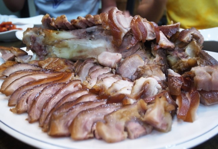 용산서남왕족발 이미지