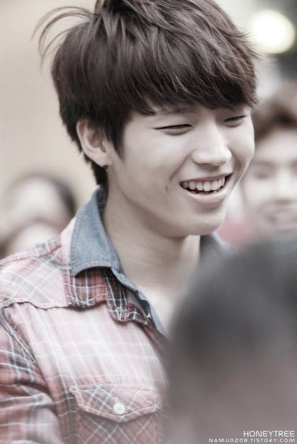 이*근 이미지