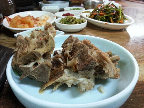 현대뼈다귀해장국 이미지